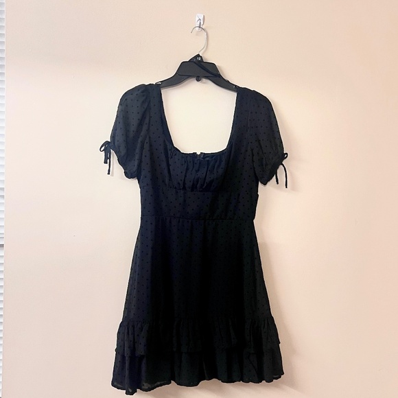 B Darlin Juniors' Square-Neck Ruffled-Hem A-line Mini Dress Size 5/6 - Picture 3 of 3